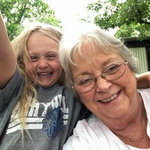 Meet your Posher, Brenda